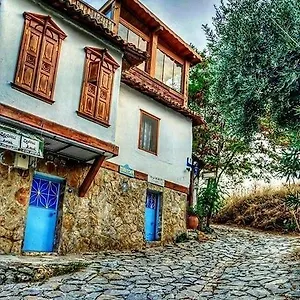 Zeytinli Konak Konukevi